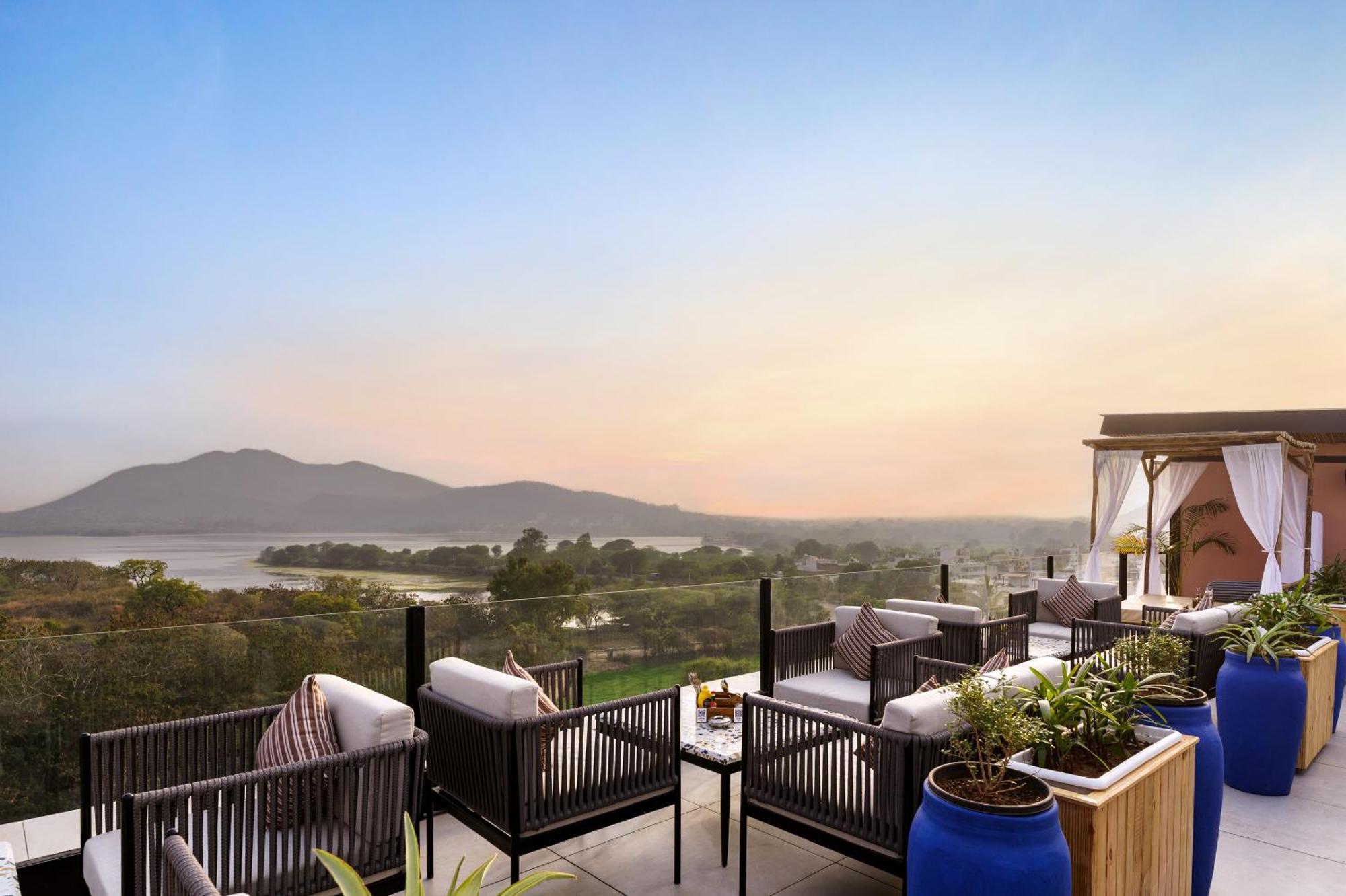 Casa Blanca Lakecity Udaipur Esterno foto